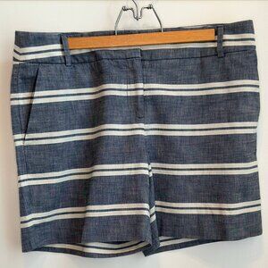Loft Shorts - Size 8